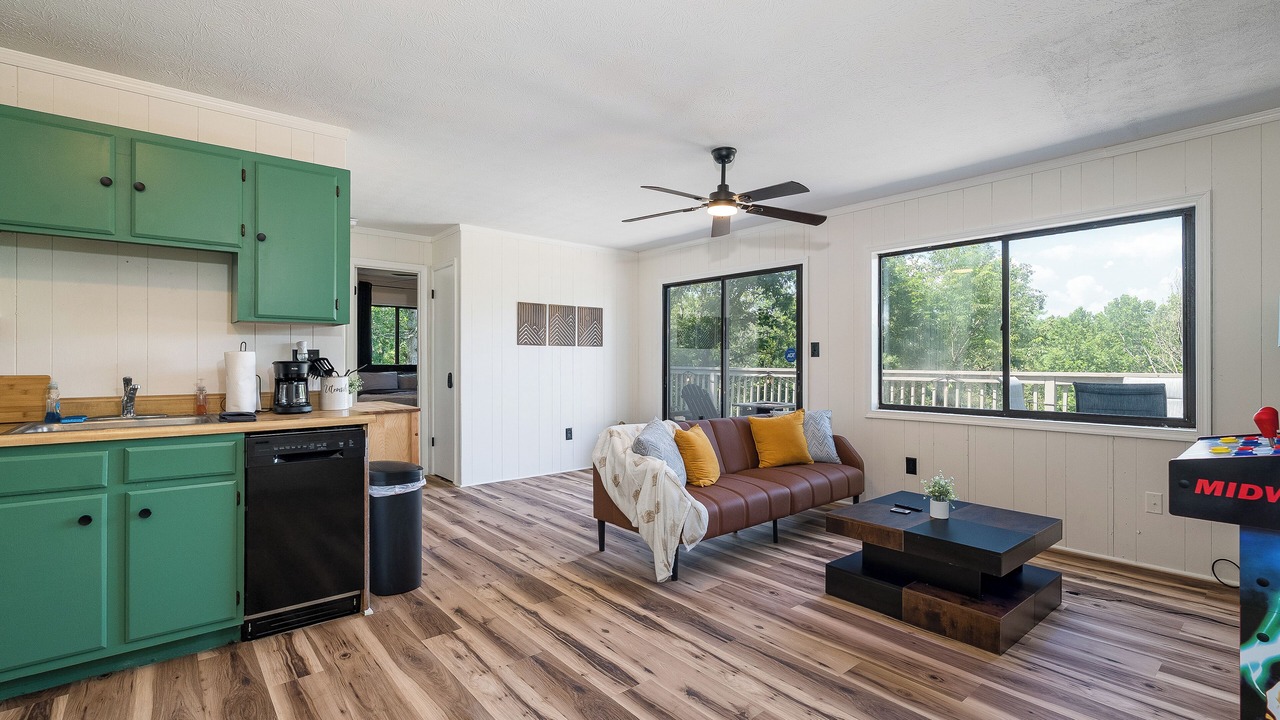 Photo of Livingroom in Broadway
