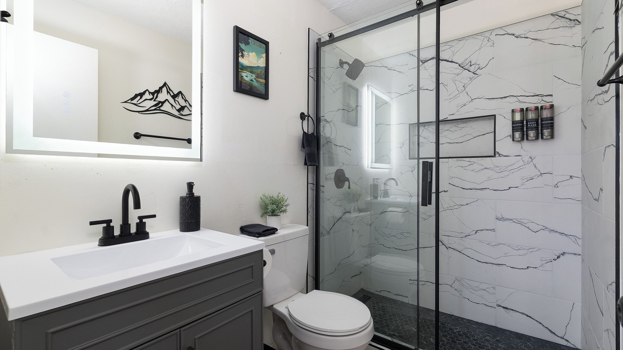 Photo of Bathroom in Broadway