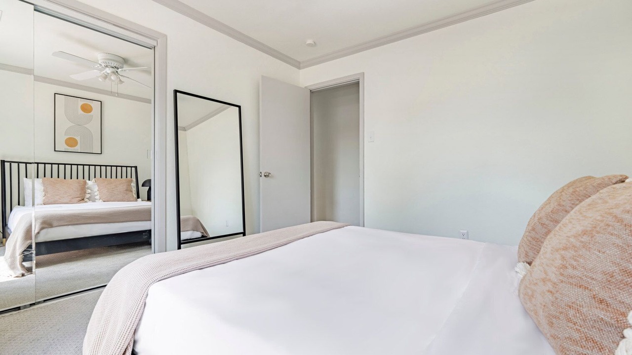 Photo of Bedroom in Waller Creek District