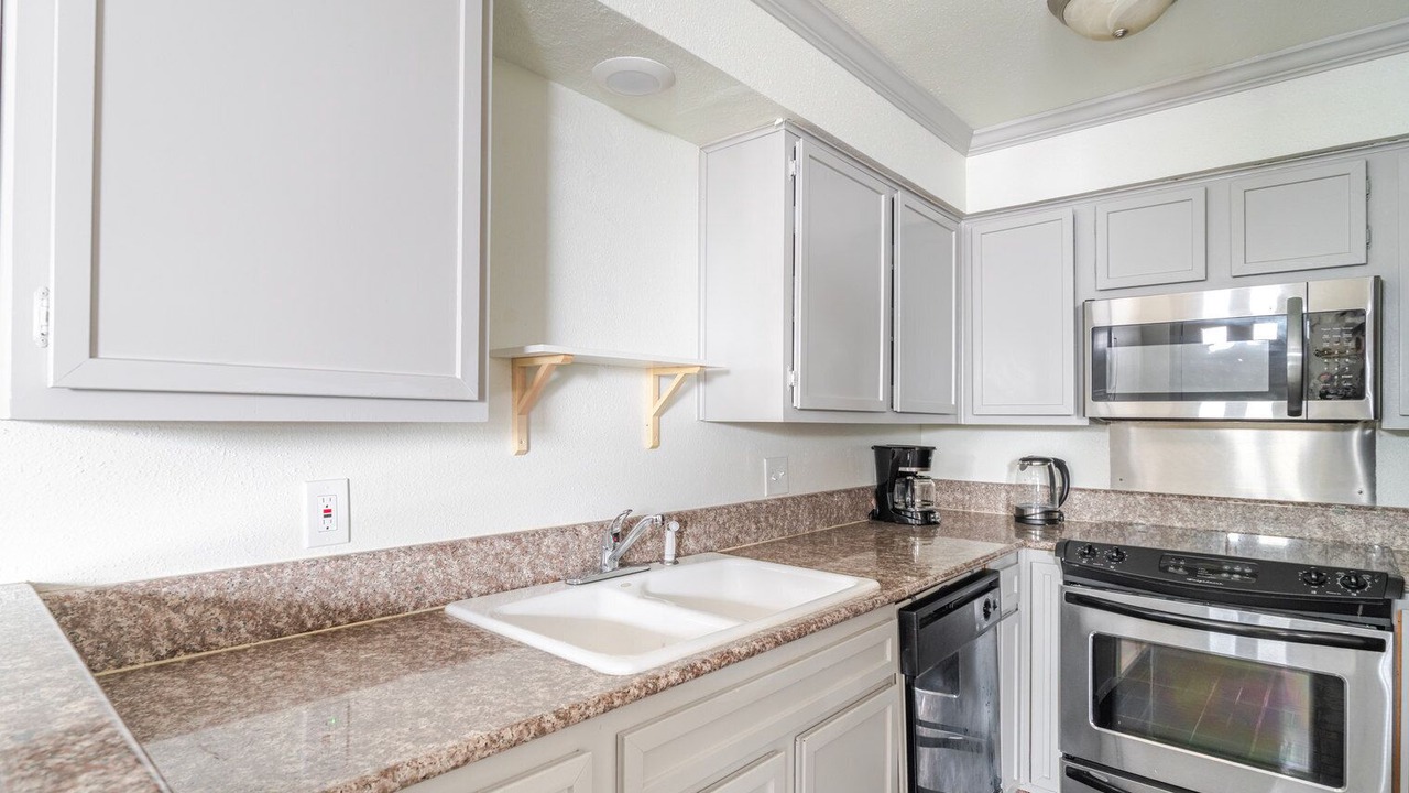 Photo of Kitchen in Waller Creek District