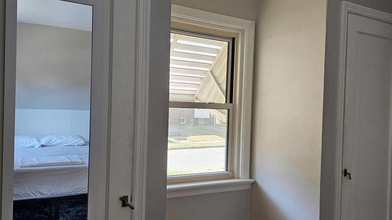 Photo of Bedroom in University City