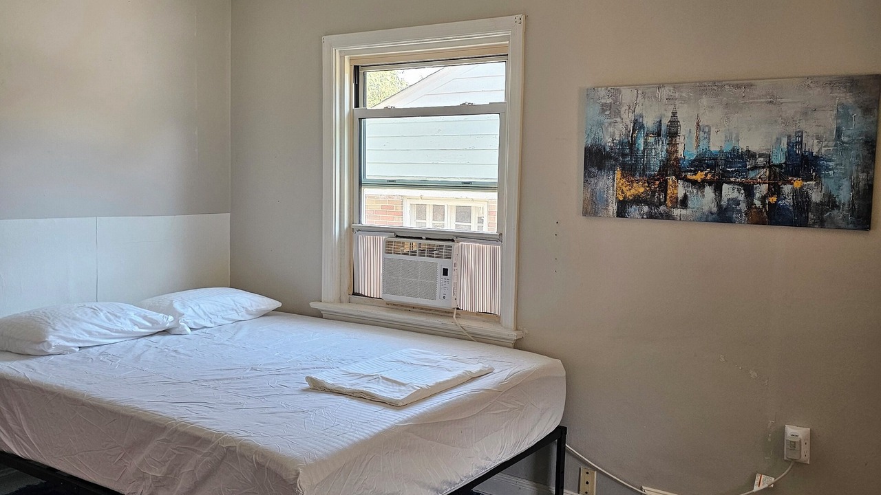 Photo of Bedroom in University City