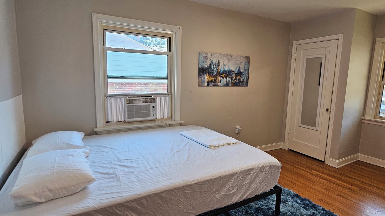 Photo of Bedroom in University City