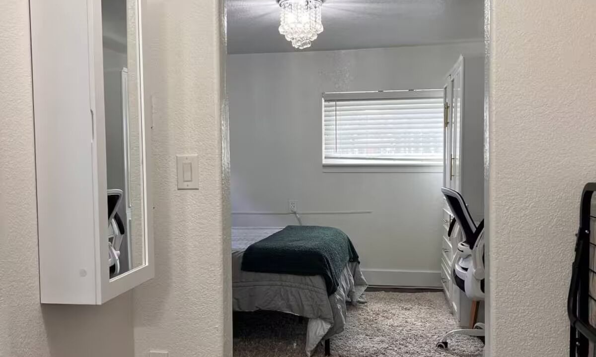 Photo of Bedroom in Everett