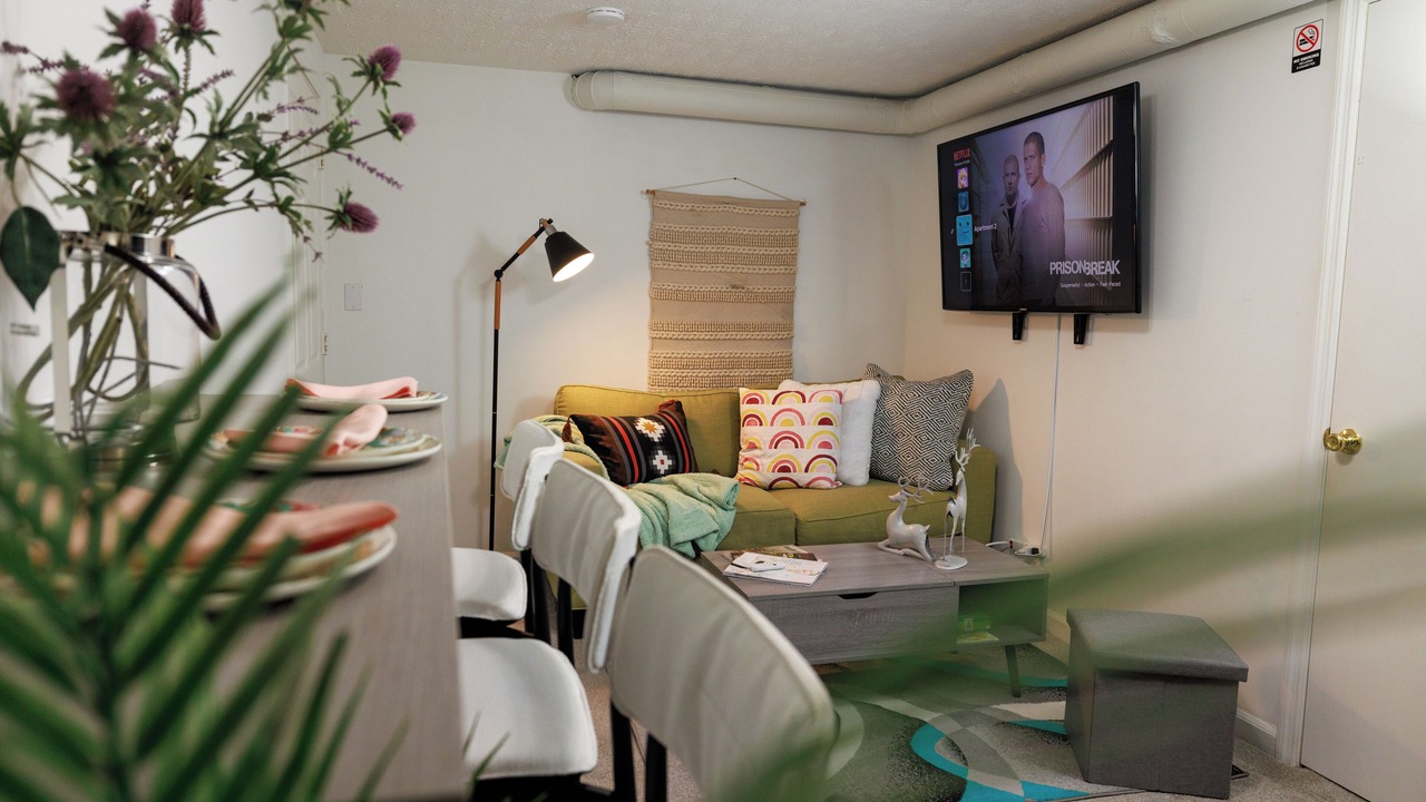 Photo of Livingroom in Lawrenceville