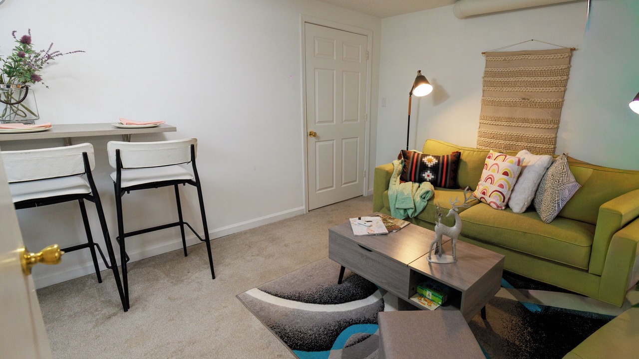 Photo of Livingroom in Lawrenceville