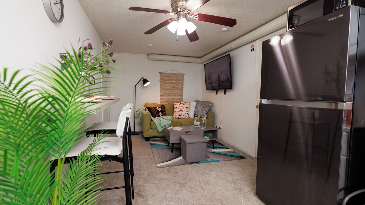 Photo of Livingroom in Lawrenceville