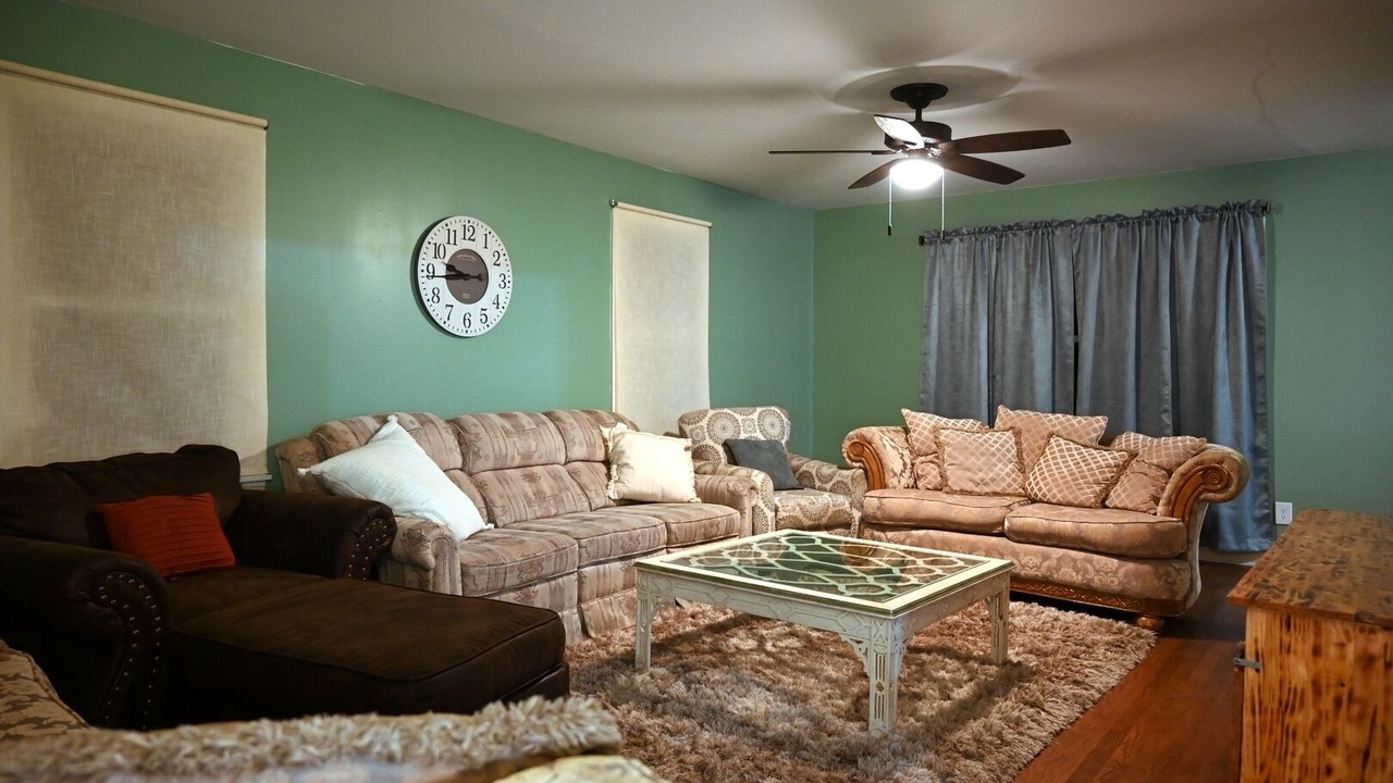 Photo of Livingroom in New Bern