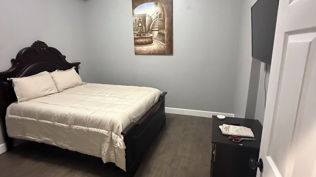 Photo of Bedroom in Lawrenceville