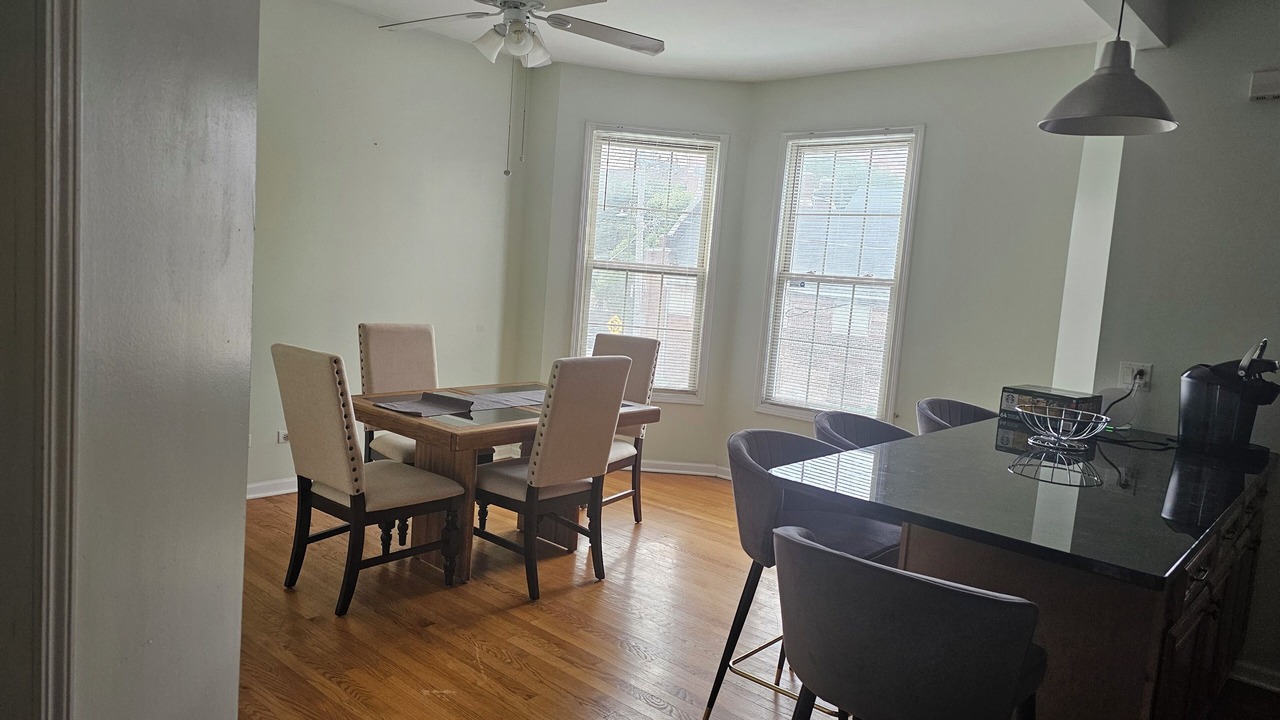 Photo of Others in Canaryville