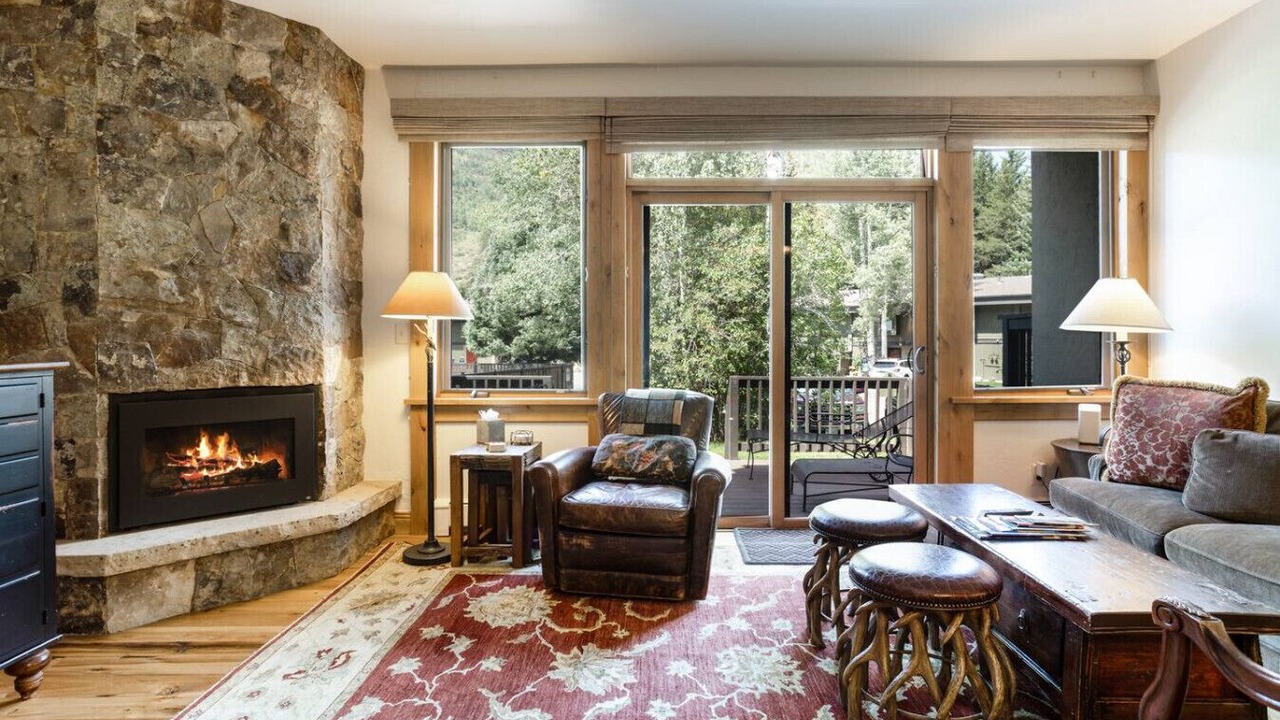 Photo of Livingroom in Vail