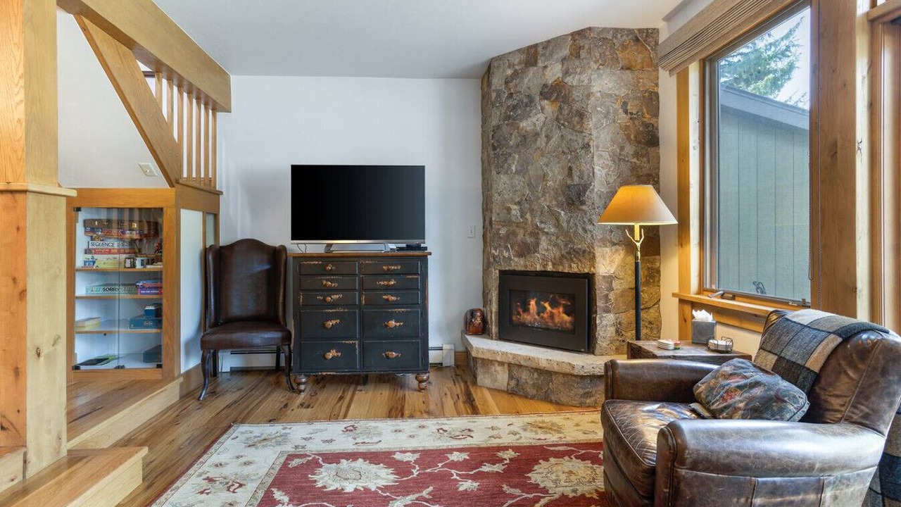 Photo of Livingroom in Vail
