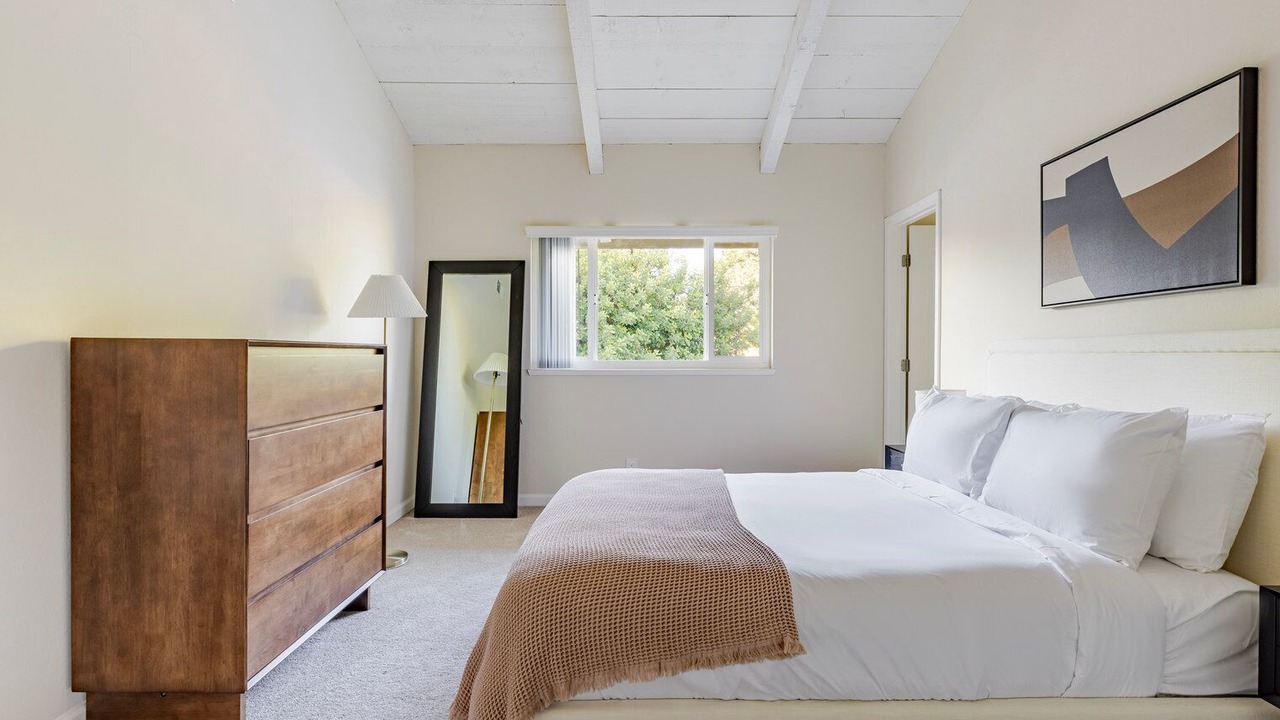 Photo of Bedroom in Sunnyvale West