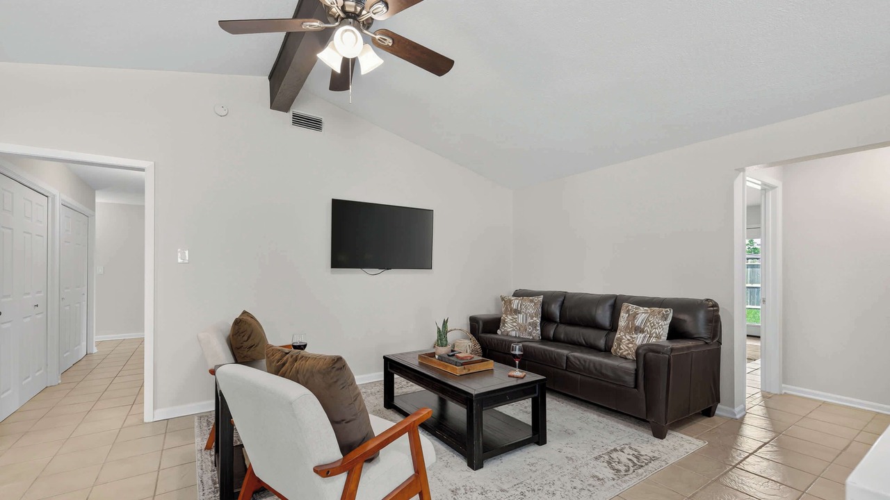 Photo of Bedroom in La Porte