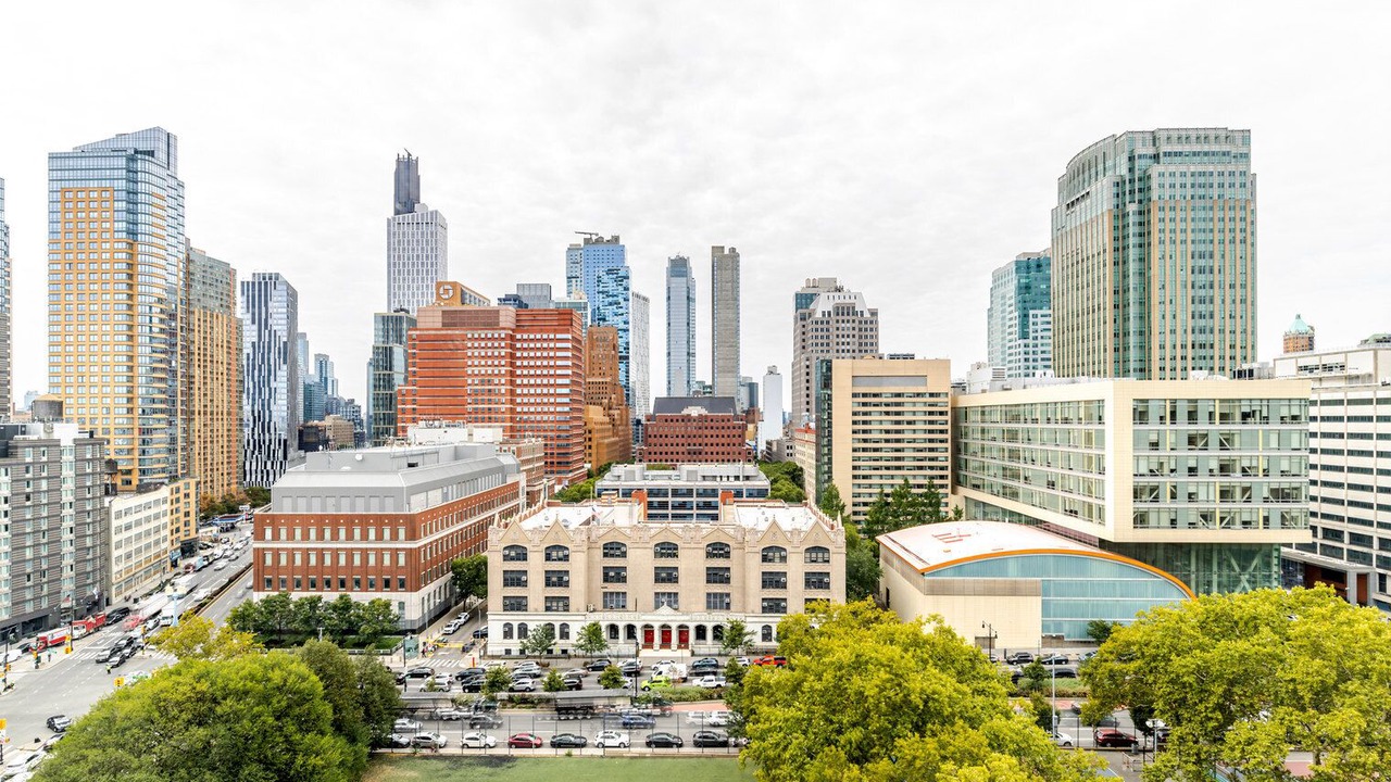Photo of Outdoor in Downtown Brooklyn