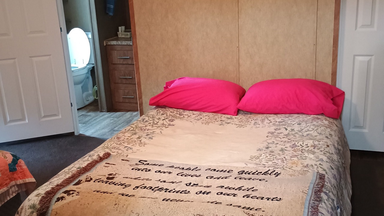 Photo of Bedroom in Langley