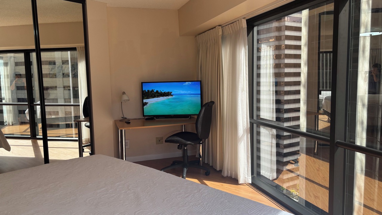 Photo of Others in Downtown Honolulu