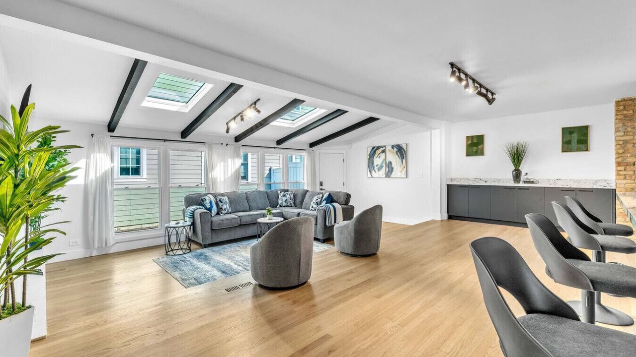 Photo of Others in Elmhurst