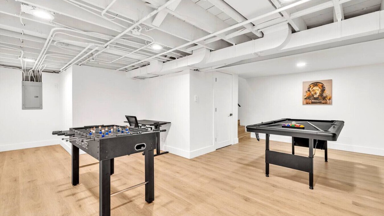 Photo of Bedroom in Elmhurst