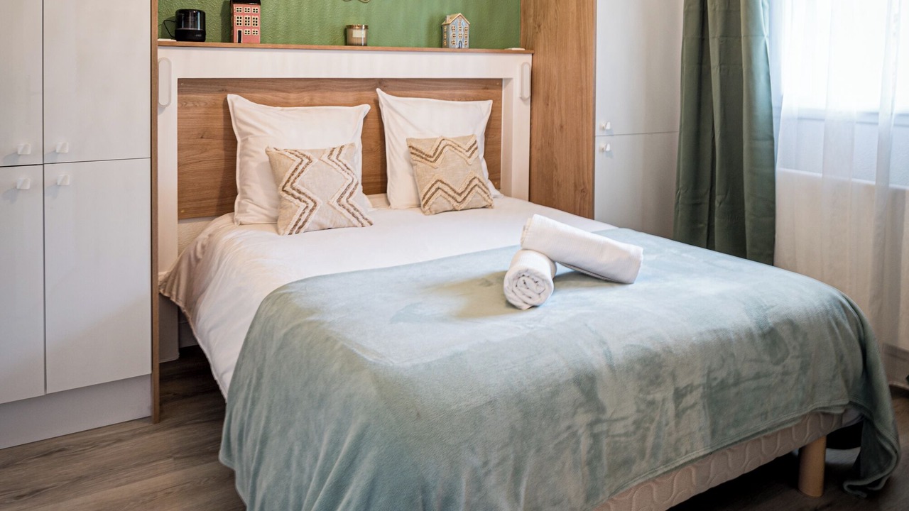 Photo of Bedroom in Equemauville