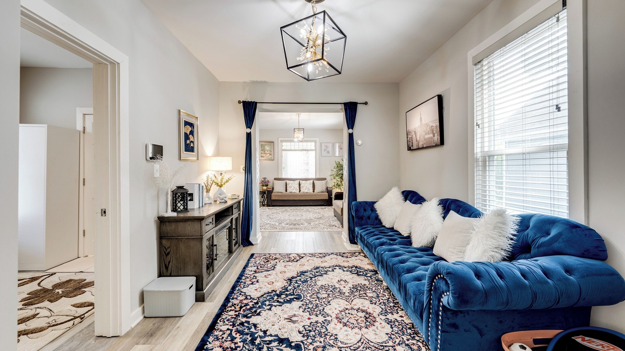 Photo of Livingroom in Elgin