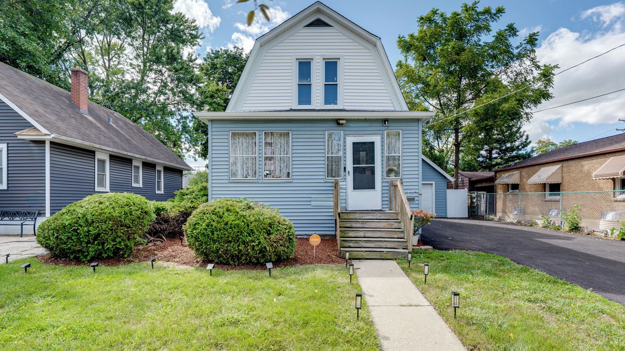Photo of Outdoor in Elgin