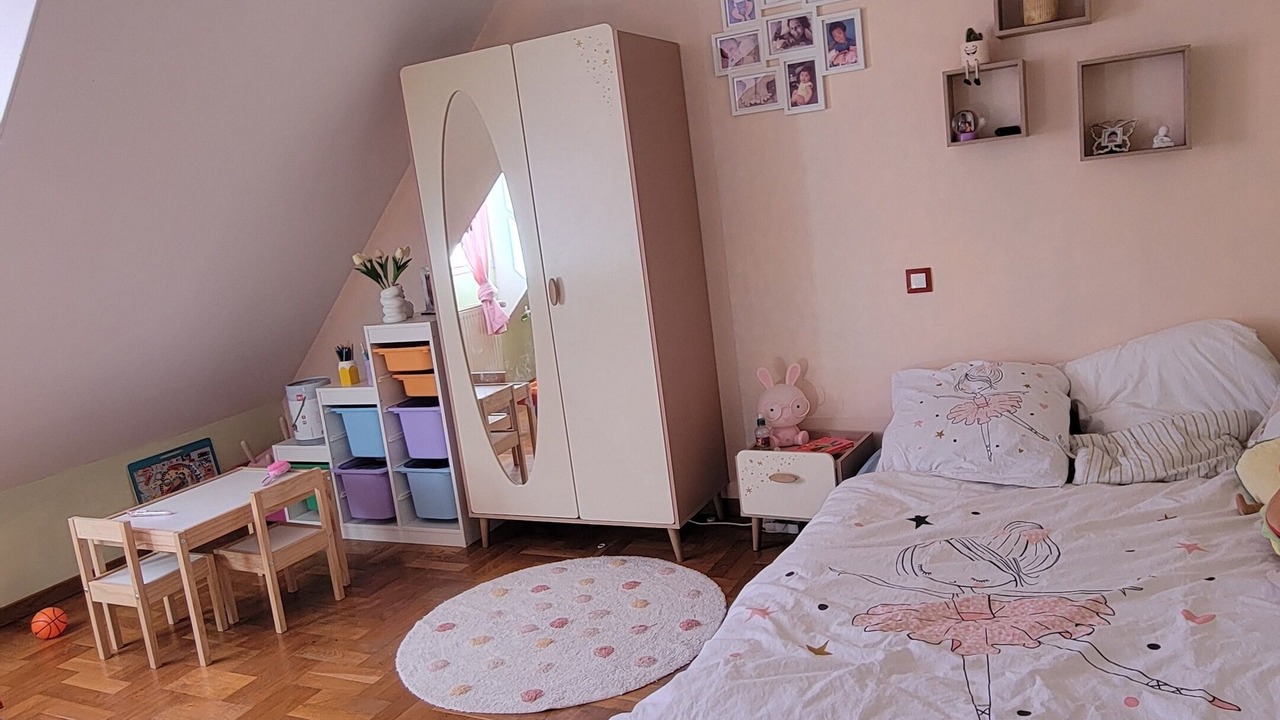 Photo of Bedroom in Saint-Cyr-en-Val
