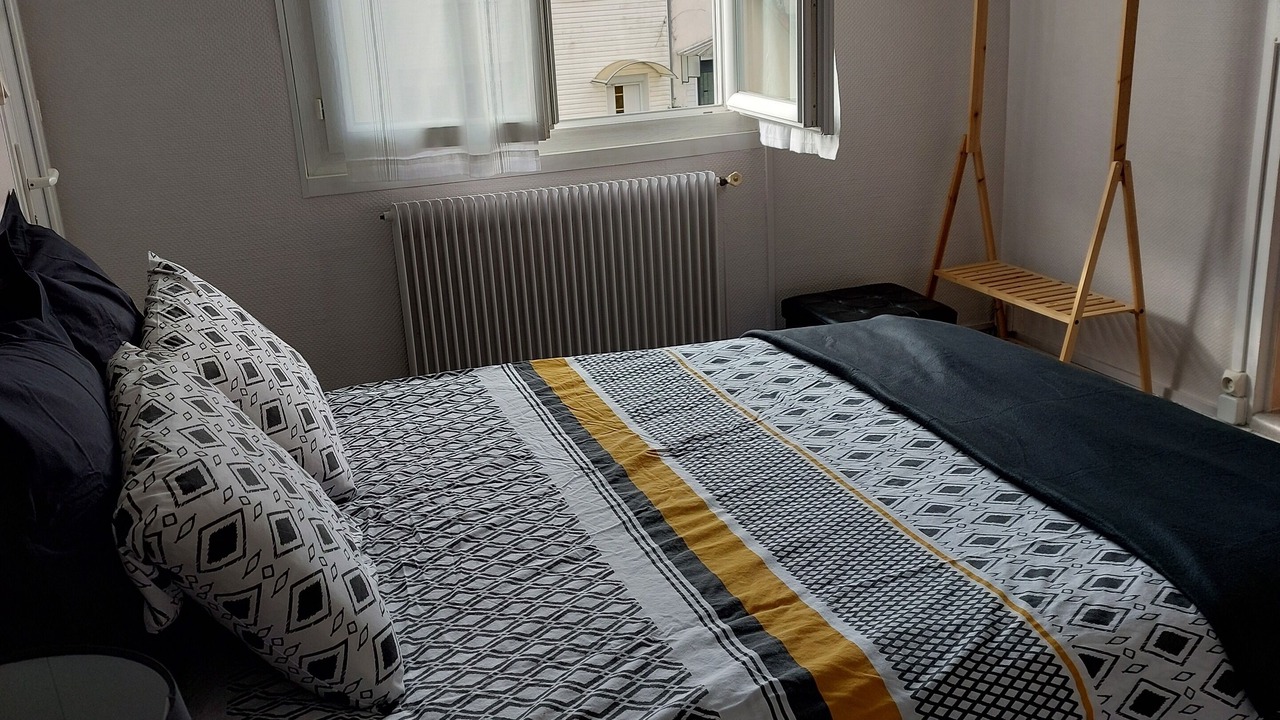 Photo of Bedroom in Pin - Vert Galant