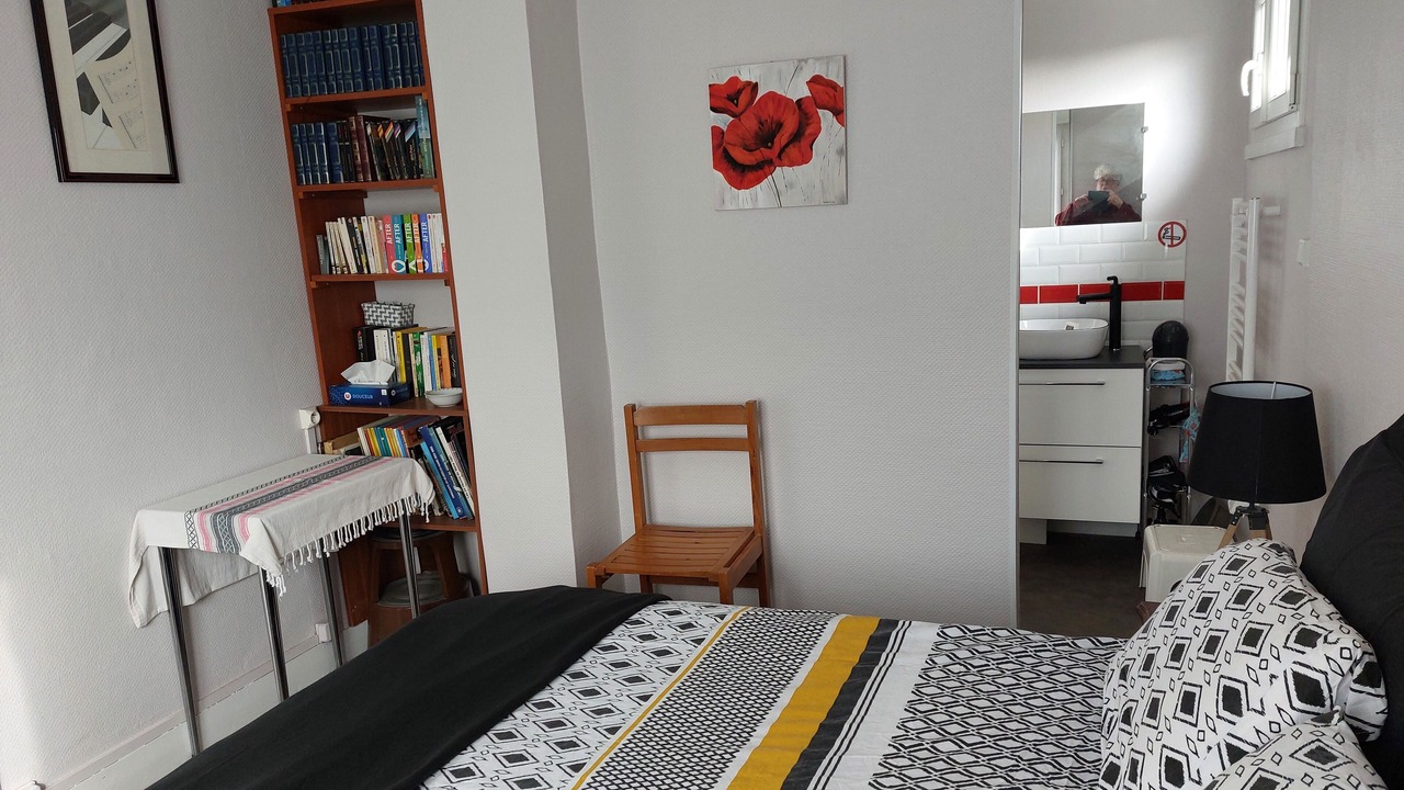 Photo of Bedroom in Pin - Vert Galant