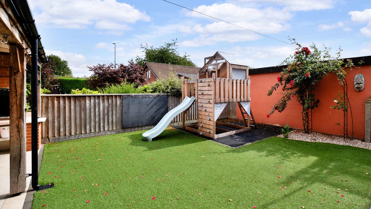 Photo of Others in Kington