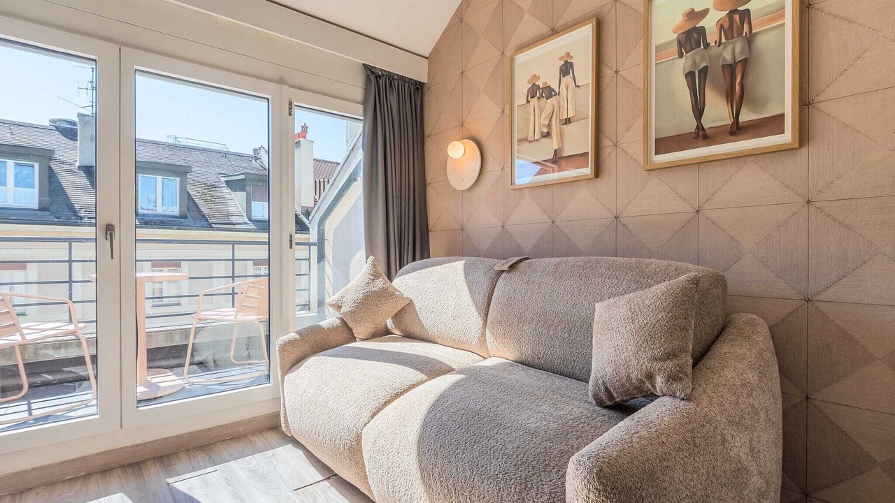 Photo of Livingroom in Paquis Navigation