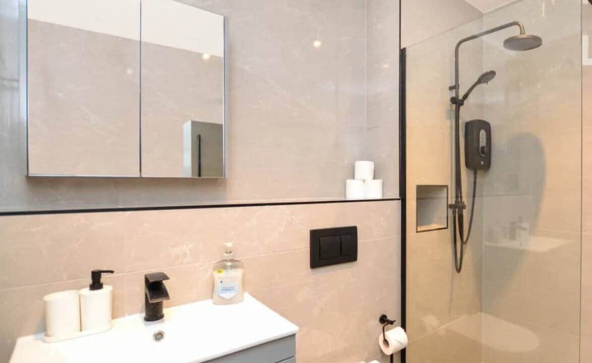 Photo of Bathroom in West Finchley