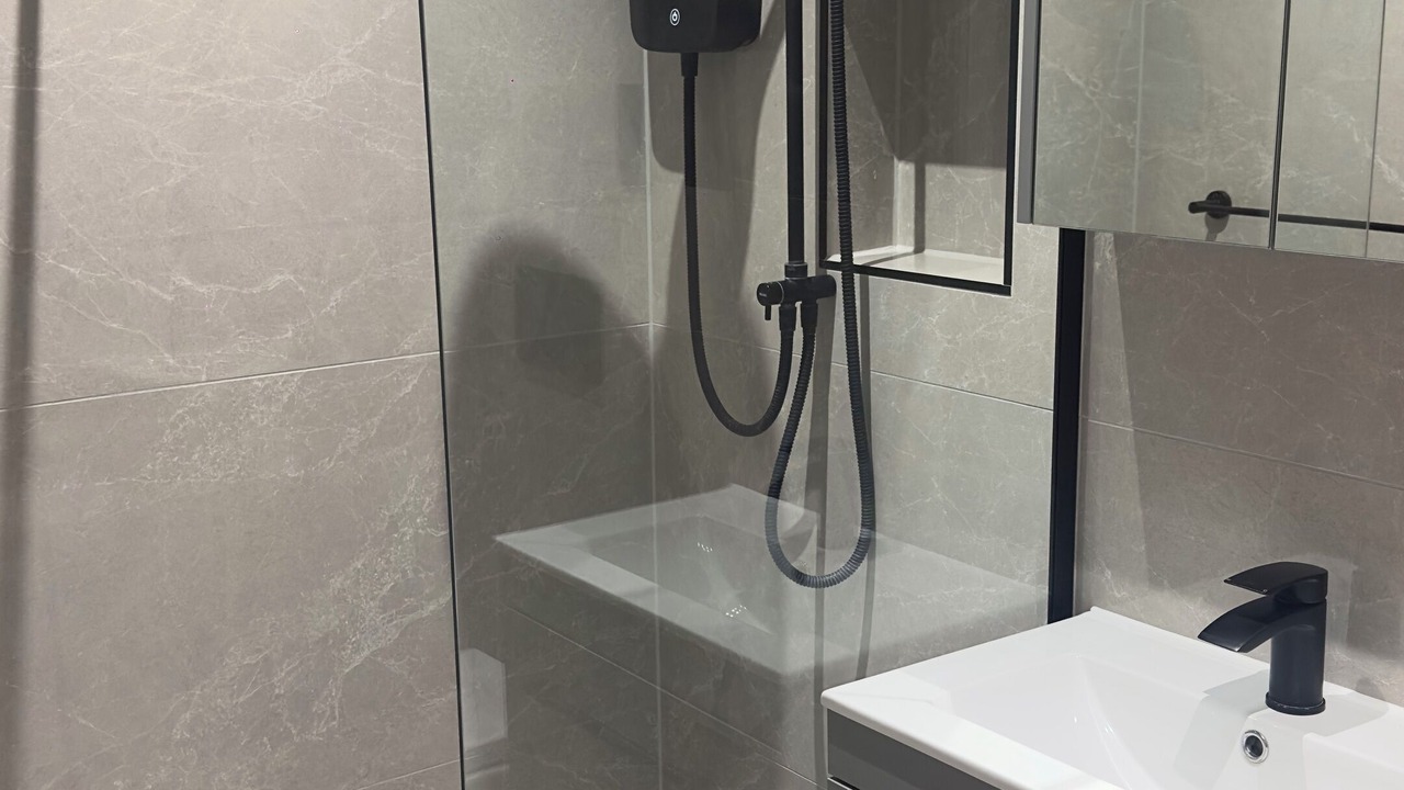 Photo of Bathroom in West Finchley