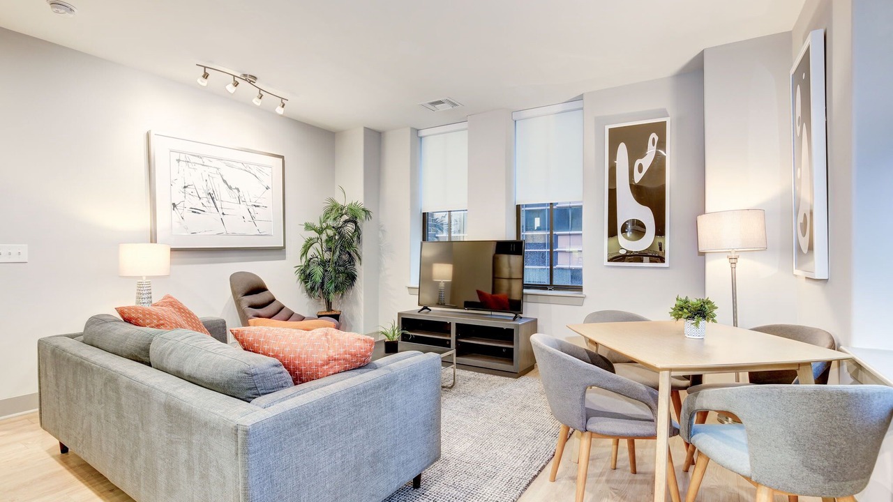 Photo of Livingroom in Downtown Baltimore
