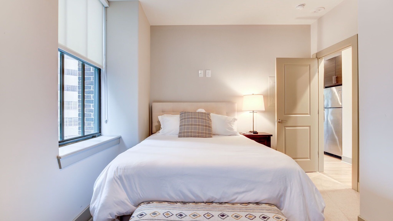 Photo of Bedroom in Downtown Baltimore