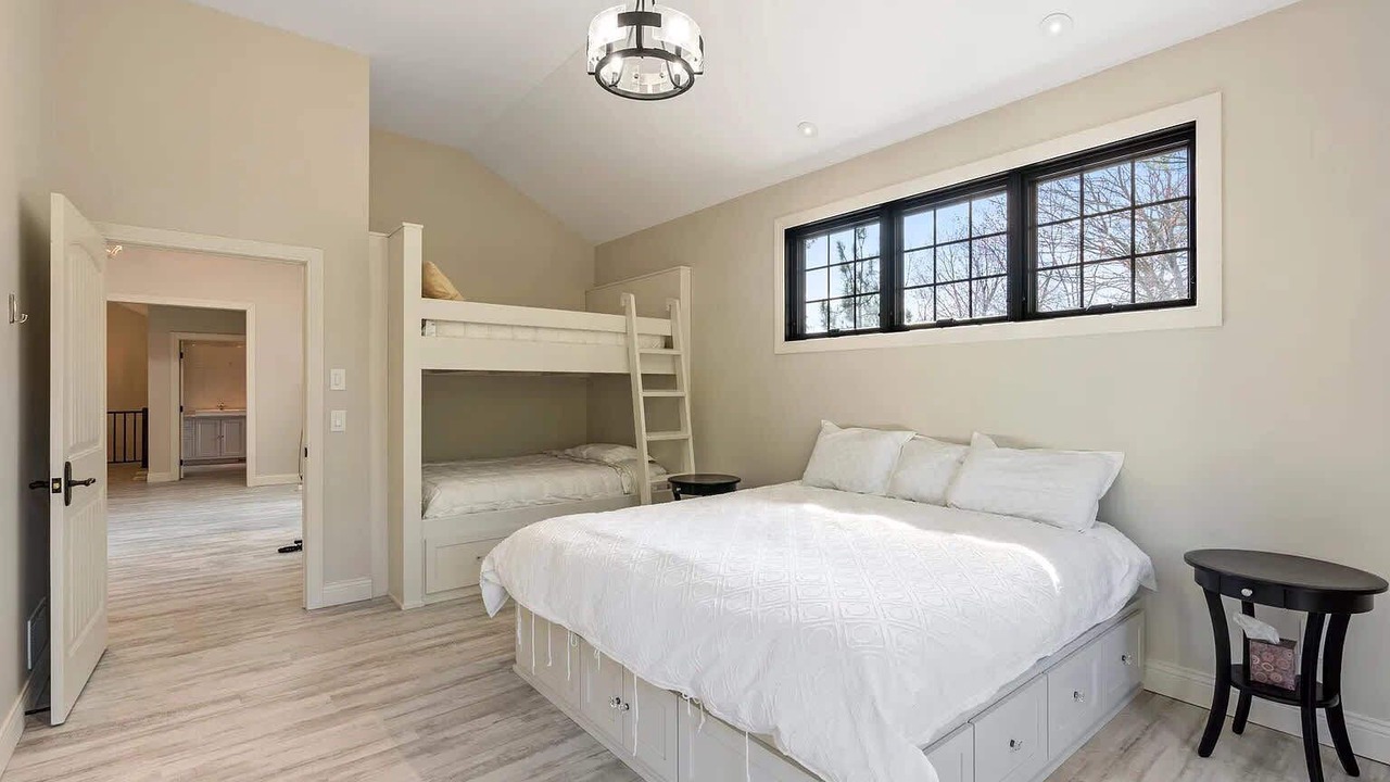 Photo of Bedroom in Crosslake