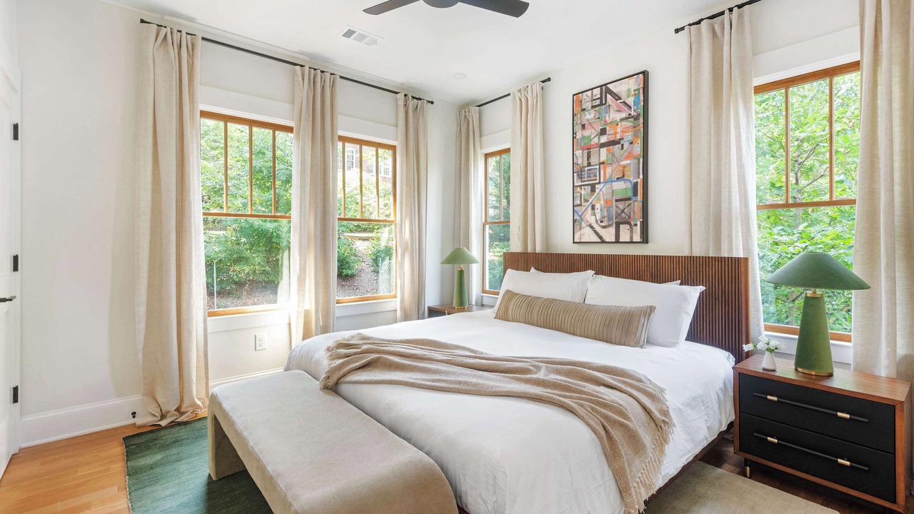 Photo of Others in Poncey-Highland