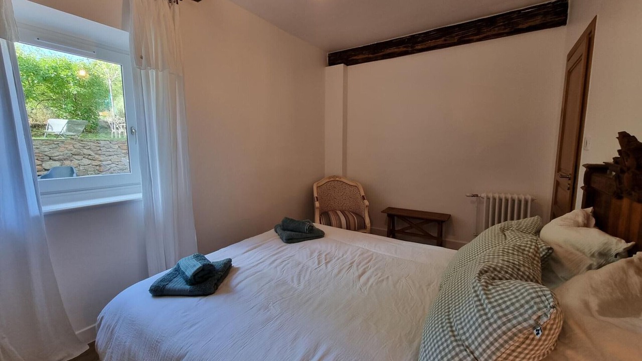 Photo of Bedroom in Saint-Haon-le-Chatel