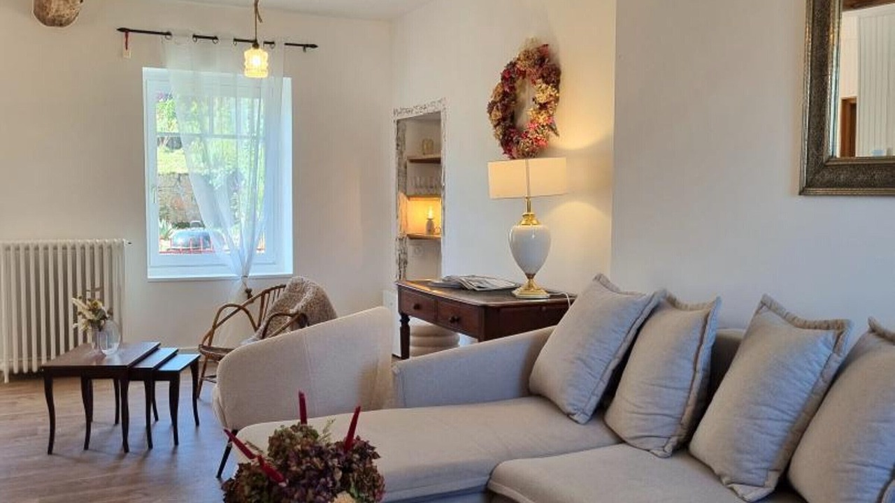 Photo of Livingroom in Saint-Haon-le-Chatel