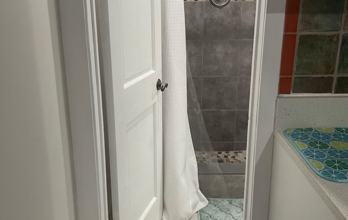 Photo of Bathroom in Coral Way