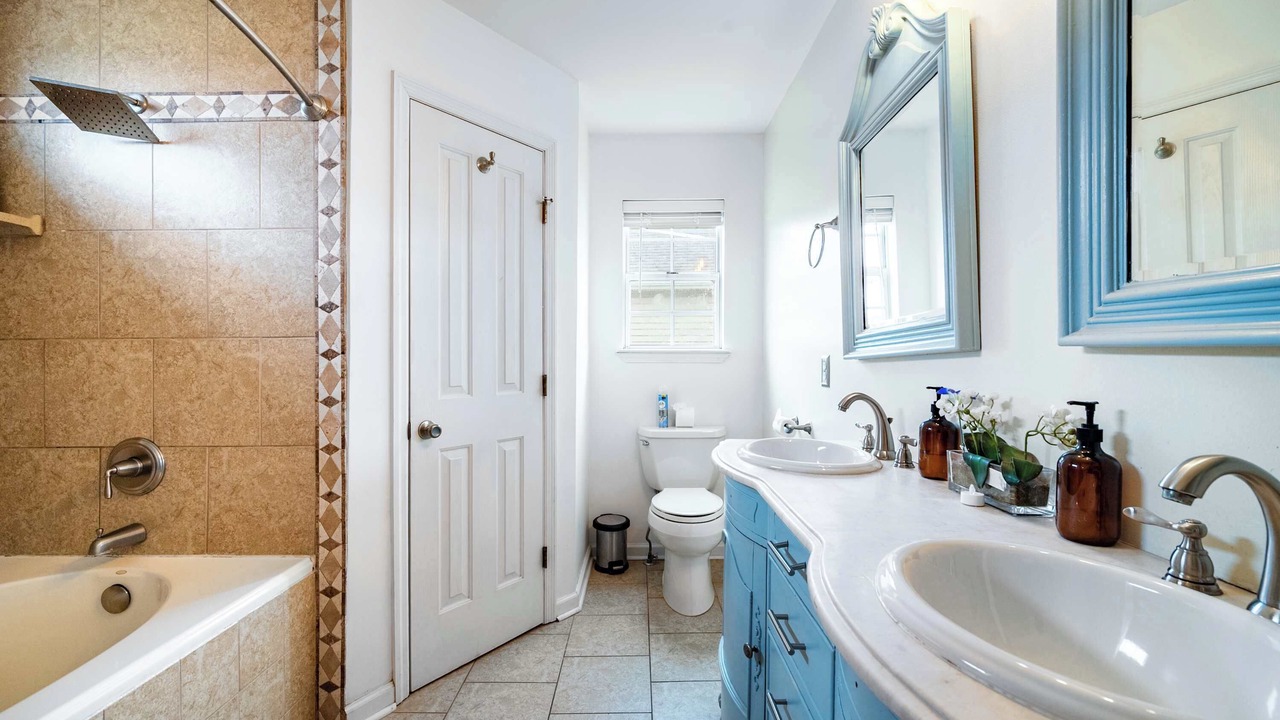 Photo of Bathroom in Old Hickory