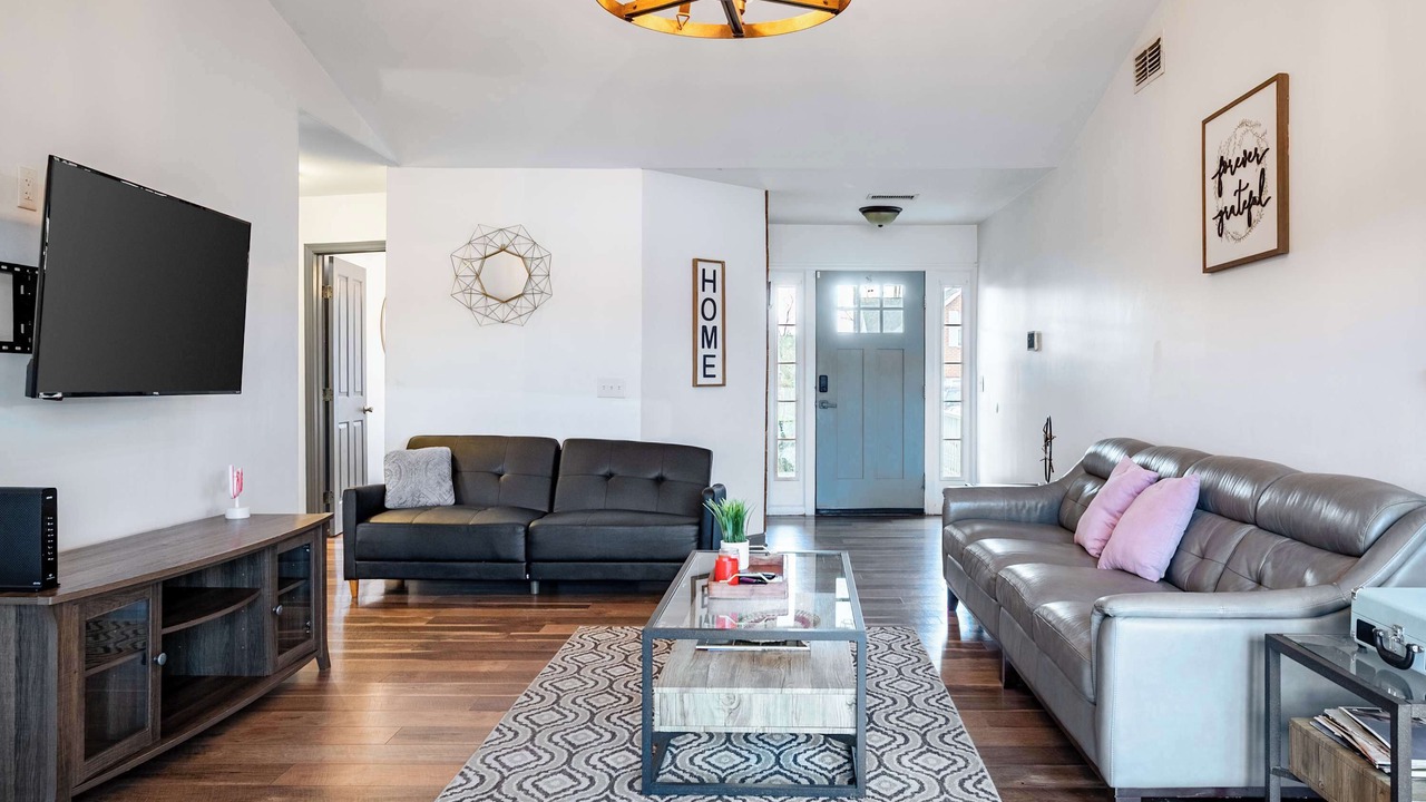 Photo of Livingroom in Old Hickory