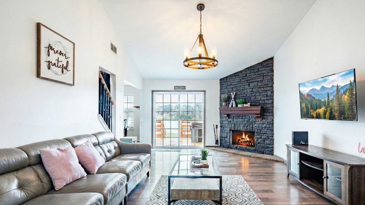 Photo of Livingroom in Old Hickory