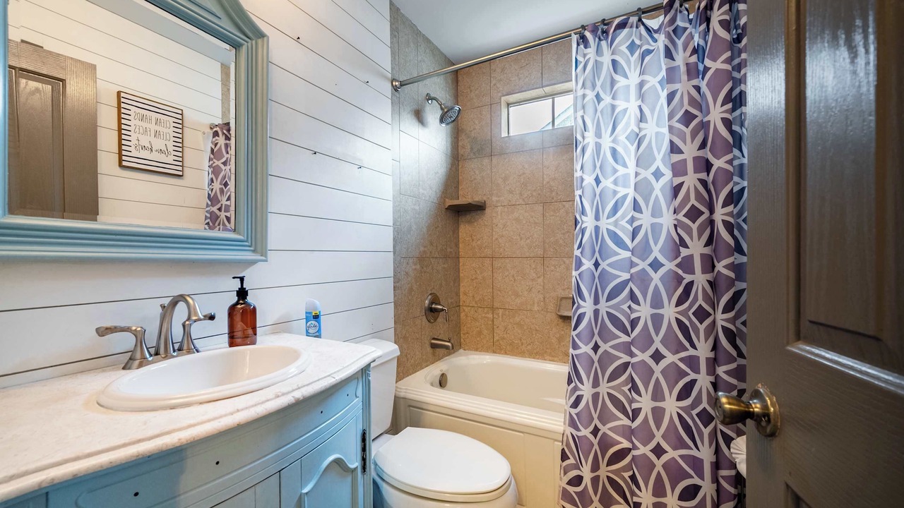 Photo of Bathroom in Old Hickory