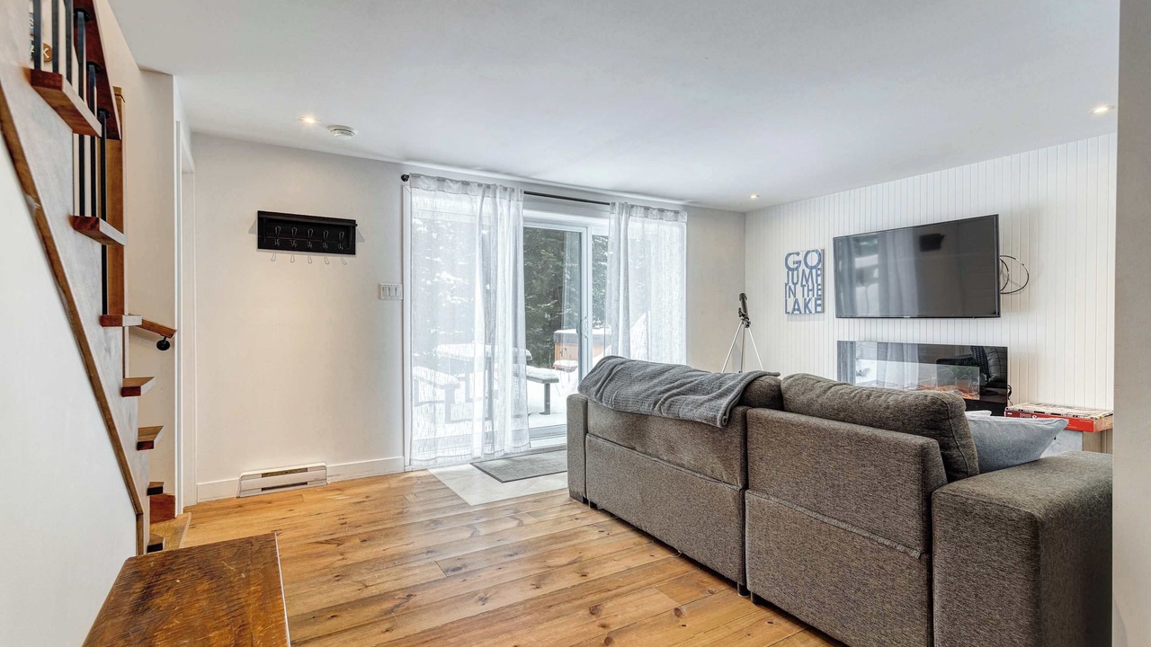 Photo of Livingroom in Sainte-Emelie-de-L'Energie