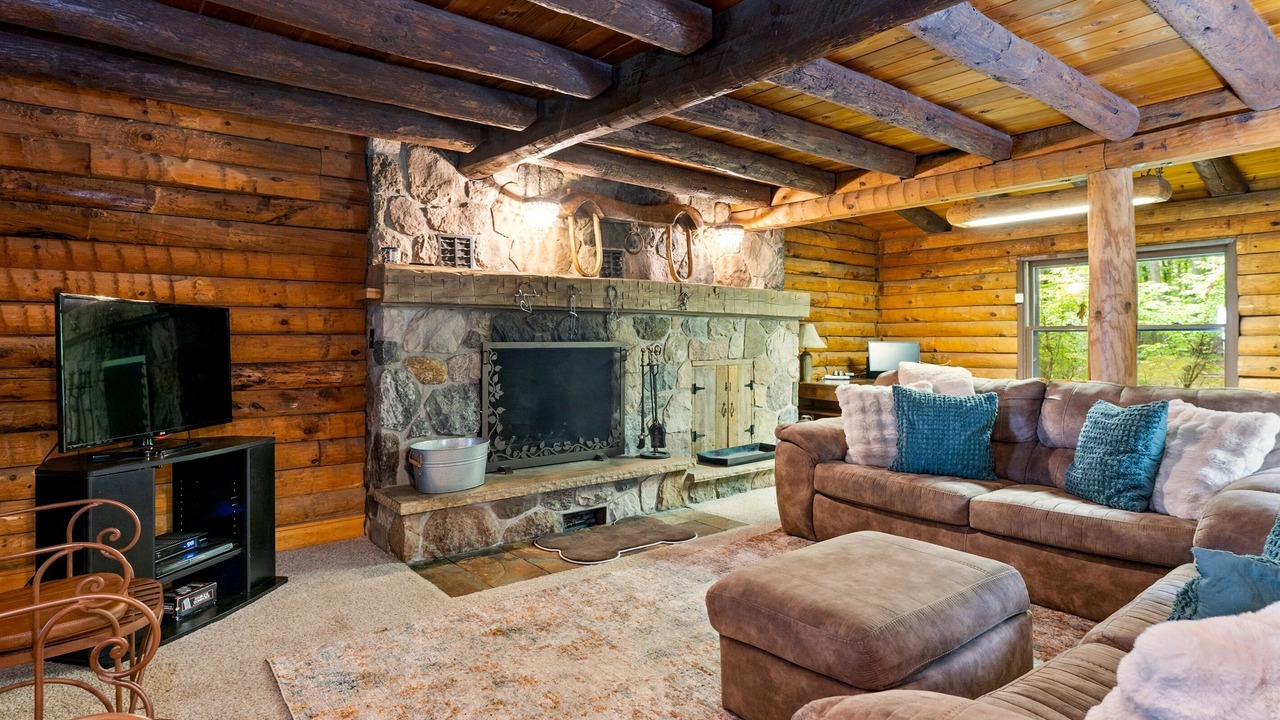 Photo of Livingroom in Canandaigua