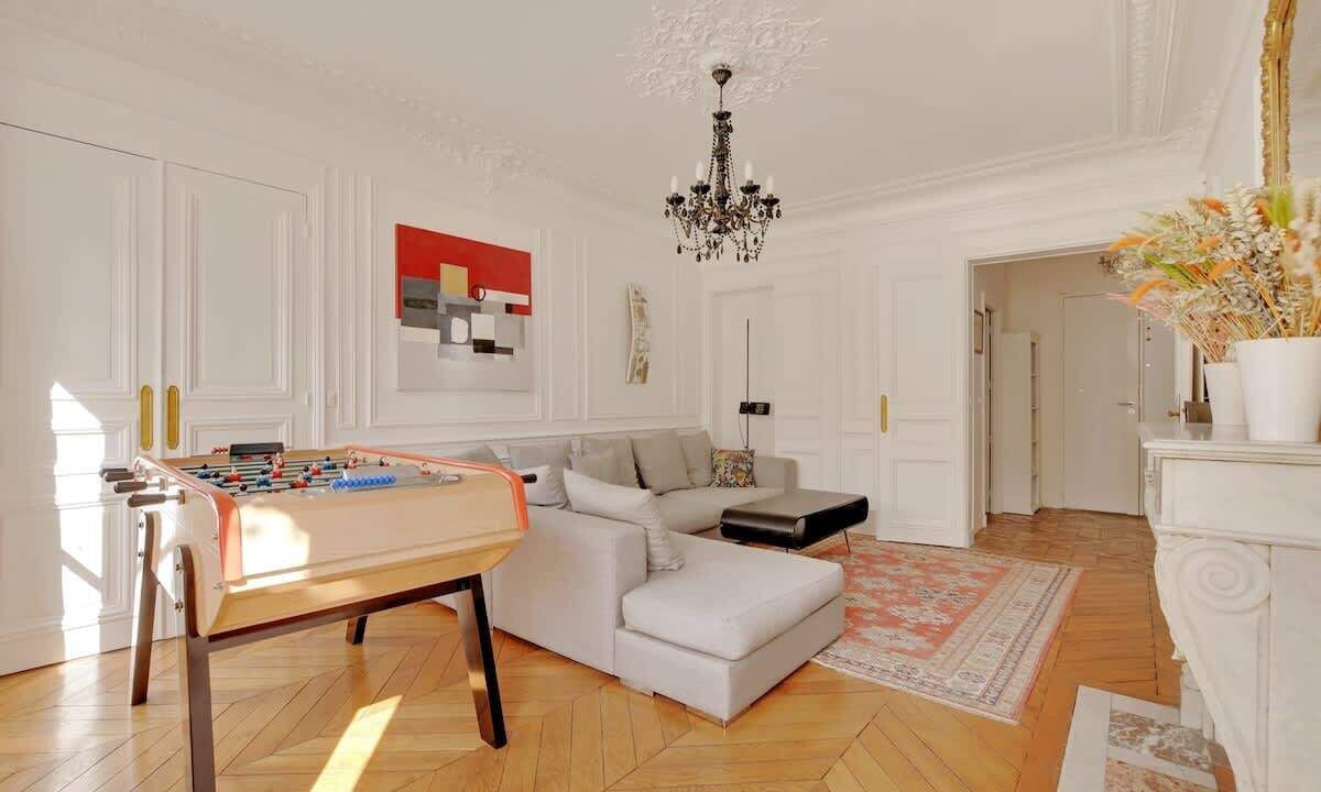 Photo of Livingroom in 9th Arrondissement