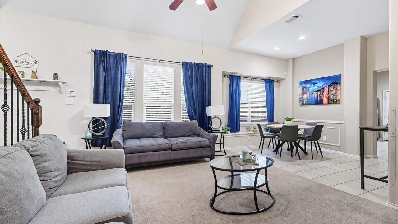 Photo of Livingroom in Dallas