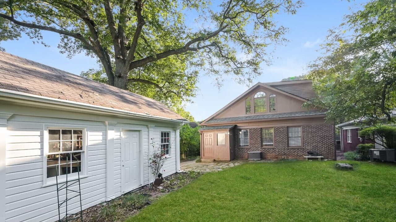 Photo of Outdoor in Candler Park