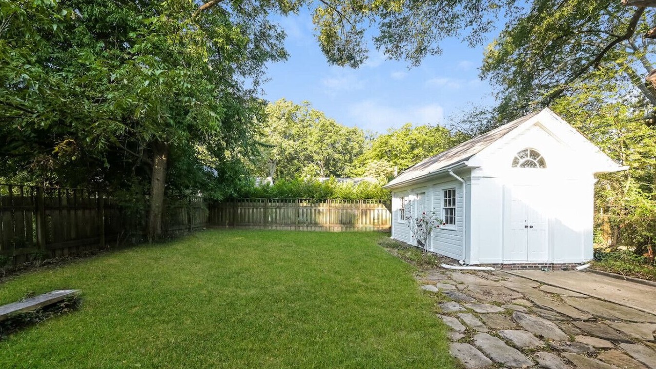 Photo of Outdoor in Candler Park